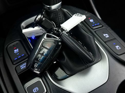 Used 2017 Hyundai Santa Fe Sport w/ 2.0T Ultimate Tech Package 05 FWD image 34