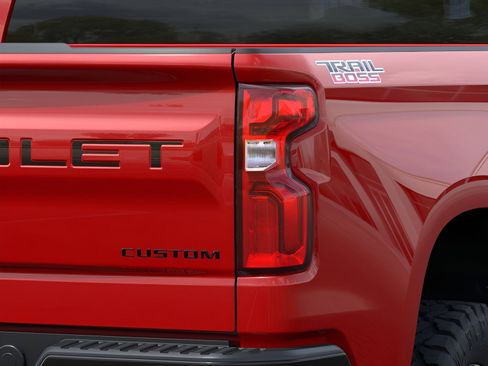 New 2026 Chevrolet Silverado 1500 Custom Trail Boss w/ LPO, Dark Essentials Package AWD/4WD image 11