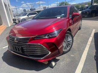 Used 2019 Toyota Avalon Limited w/ Advanced Safety Package video 1