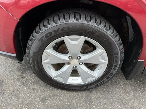 Used 2015 Subaru Forester 2.5i w/ Alloy Wheel Package AWD/4WD image 4