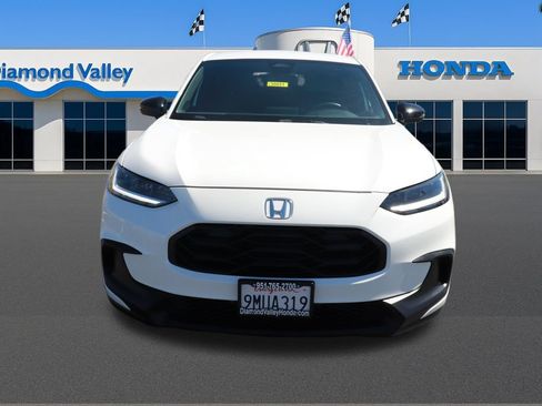 Used 2024 Honda HR-V Sport image 2