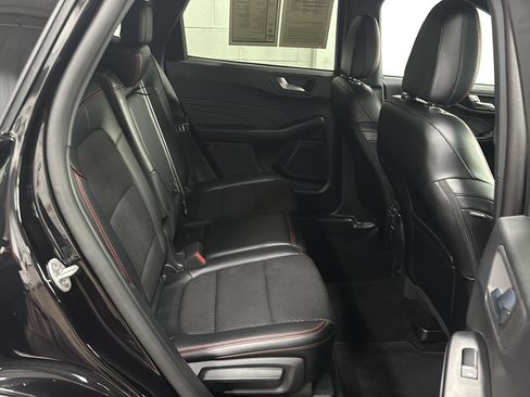 Used 2025 Ford Escape ST-Line AWD/4WD image 24
