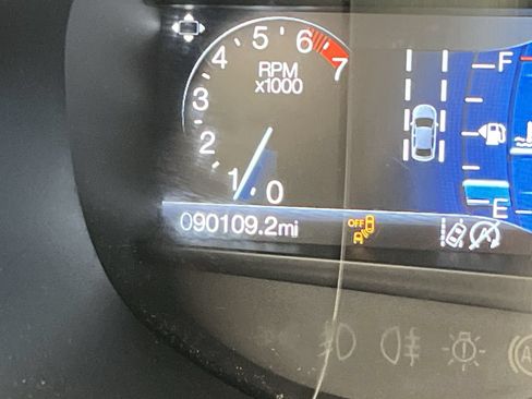 Used 2020 Ford Edge Titanium AWD/4WD image 15