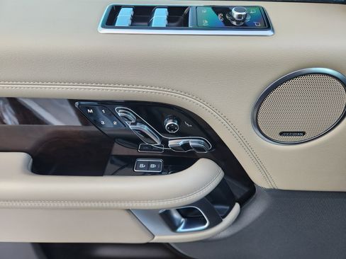 Used 2021 Land Rover Range Rover Westminster Edition image 22