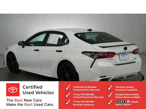 Certified 2022 Toyota Camry SE w/ Convenience Package image 5