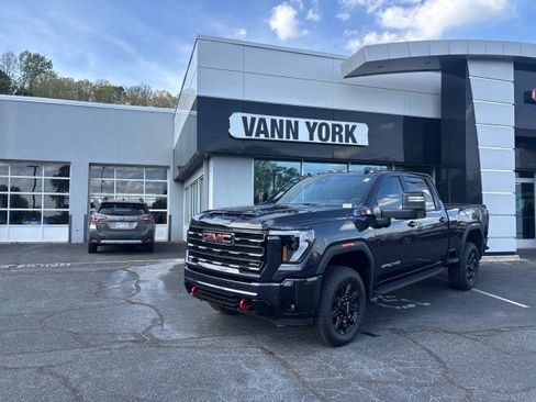 New 2026 GMC Sierra 2500 AT4 w/ AT4 Premium Plus Package image 1