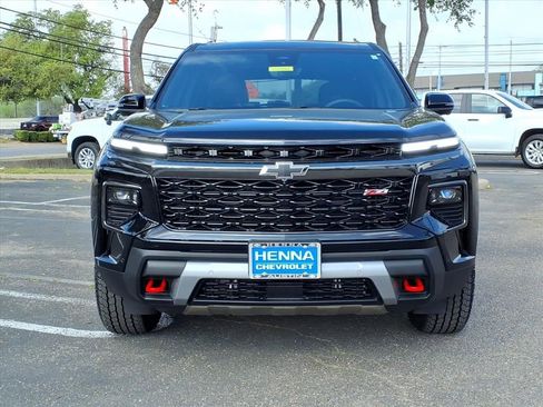 New 2026 Chevrolet Traverse Z71 w/ Enhanced Driving Package image 2