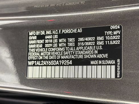 Certified 2025 Porsche Cayenne S AWD/4WD image 23