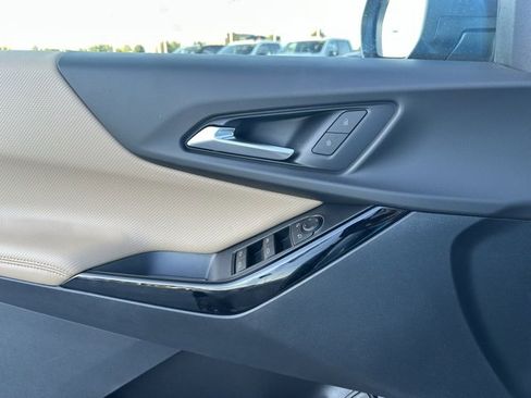 New 2026 Chevrolet Equinox ACTIV w/ LPO, Floor Liner Package image 23