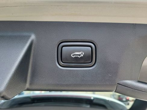 Used 2024 Hyundai Tucson Limited AWD/4WD image 11