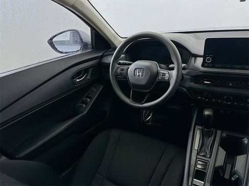 Used 2023 Honda Accord EX image 17
