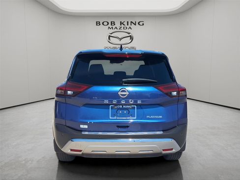 Used 2023 Nissan Rogue Platinum w/ Platinum Premium Package image 4