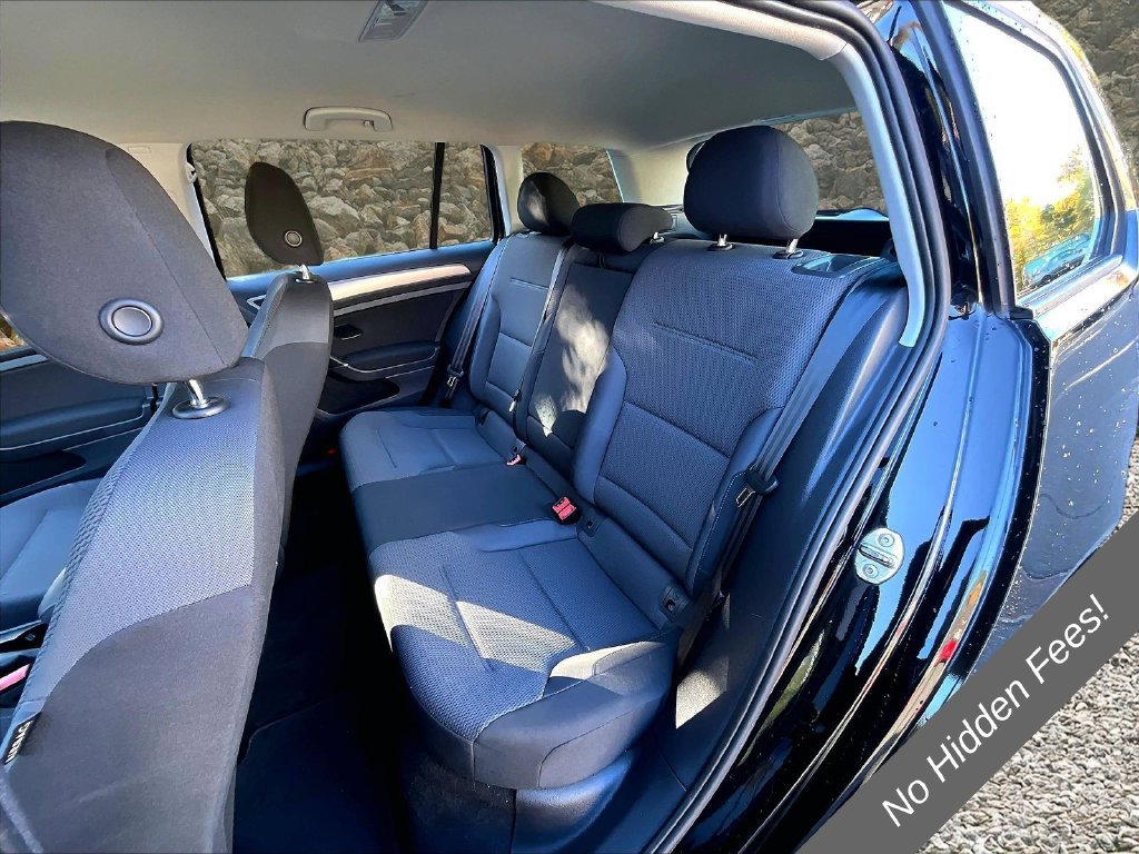 Used 2017 Volkswagen Golf S AWD/4WD image 22