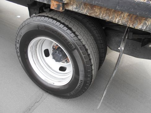 Used 2024 Ford F350 XL image 10