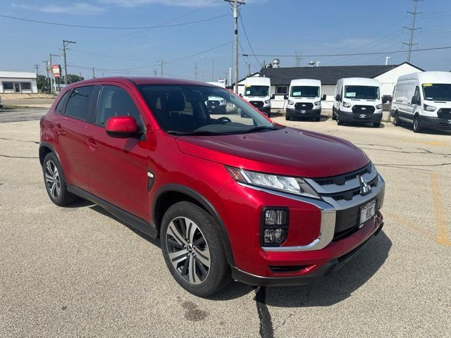 Used 2023 Mitsubishi Outlander Sport ES AWD/4WD image 5