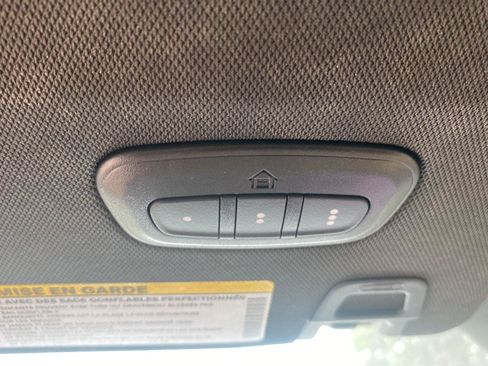 Used 2023 Jeep Grand Cherokee L Limited w/ Luxury Tech Group II image 19