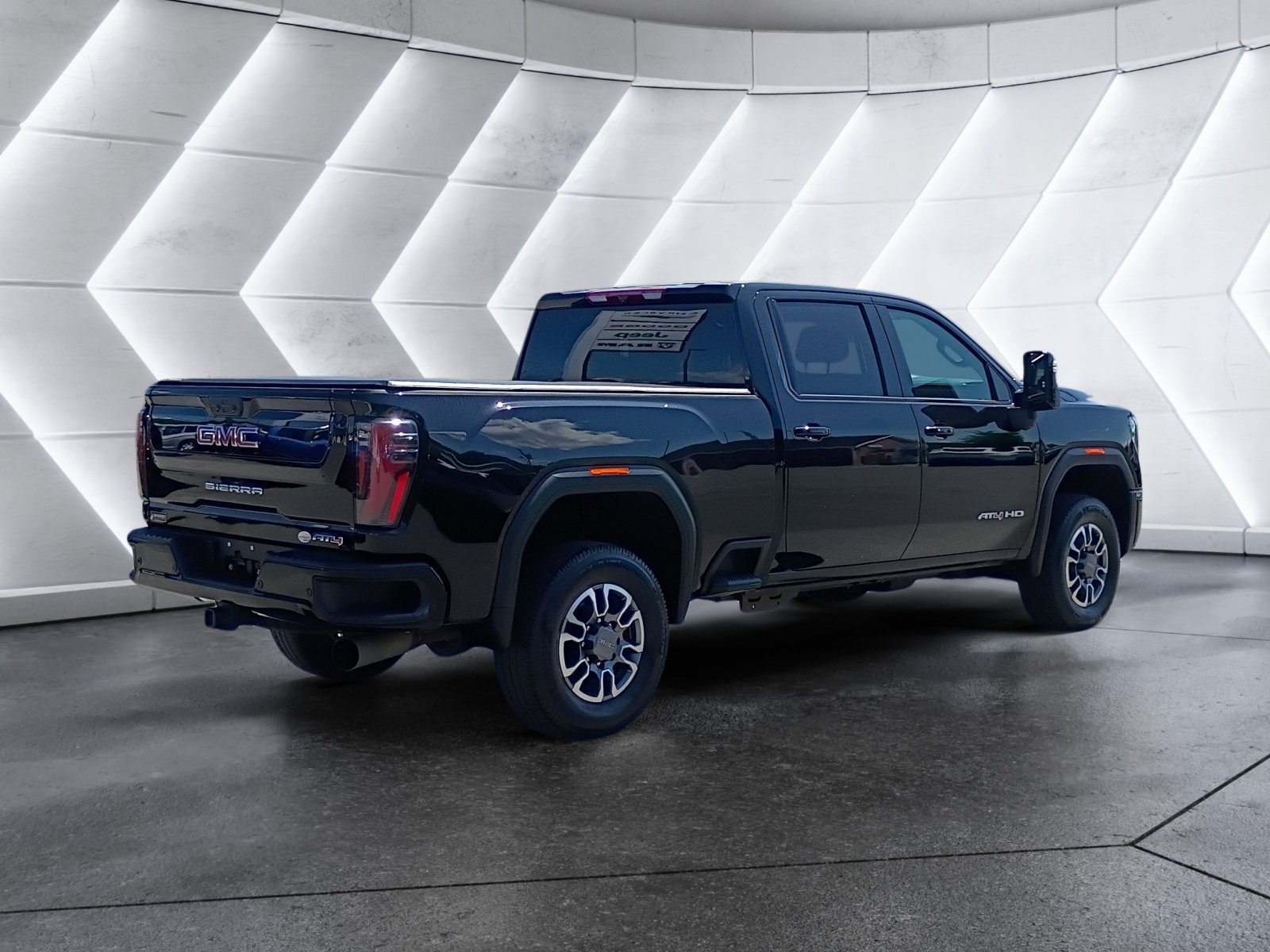 Used 2025 GMC Sierra 2500 AT4 AWD/4WD image 7
