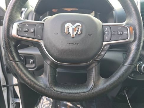 Used 2025 RAM 1500 Big Horn AWD/4WD image 37