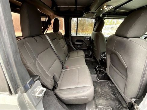 Used 2021 Jeep Wrangler Unlimited Sport AWD/4WD image 16