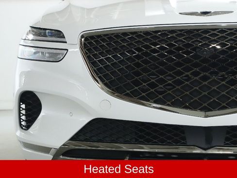 Used 2022 Genesis GV70 2.5T w/ Advanced Package image 8