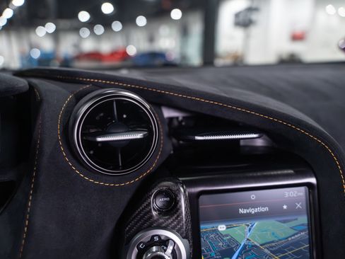 Used 2021 McLaren 765LT image 24