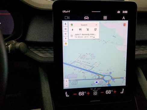 Used 2023 Polestar Polestar 2 image 18