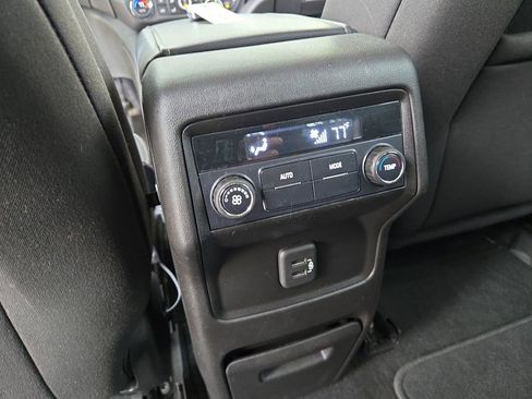 Used 2019 GMC Acadia SLE image 27