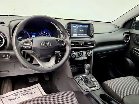 Used 2021 Hyundai Kona SE FWD image 12
