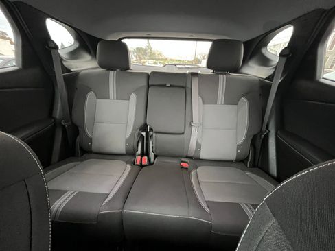 Used 2025 Chevrolet Blazer LT image 38