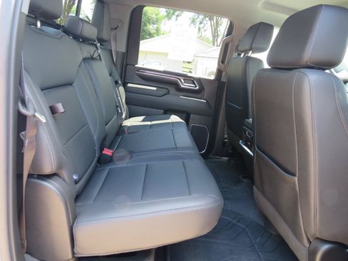 Used 2024 Chevrolet Silverado 2500 LTZ w/ LTZ Plus Package AWD/4WD image 13