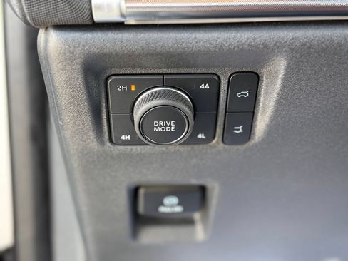 Used 2025 Ford Expedition Max King Ranch AWD/4WD image 27