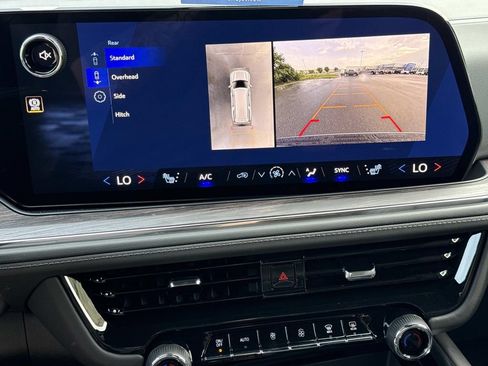 New 2026 Chevrolet Suburban LT w/ Comfort Package AWD/4WD image 4