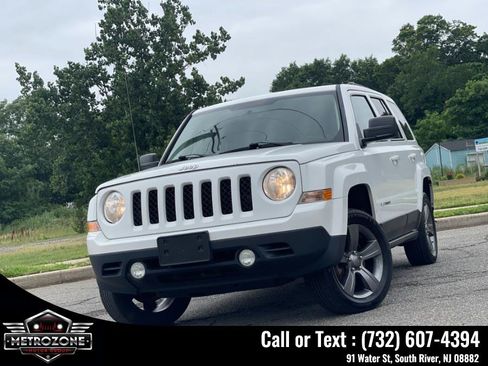 Used 2015 Jeep Patriot High Altitude AWD/4WD image 30
