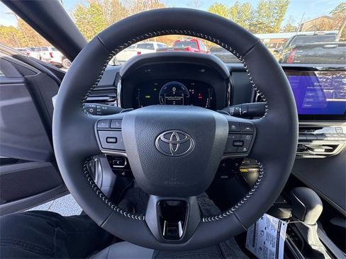 New 2026 Toyota Camry SE image 15