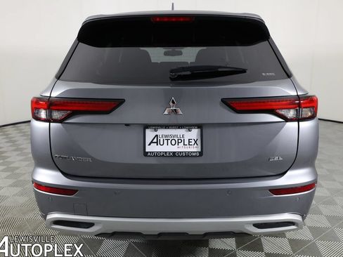 Used 2024 Mitsubishi Outlander SEL AWD/4WD image 6