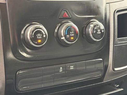 Used 2017 RAM 1500 ST w/ SXT Appearance Group AWD/4WD image 36