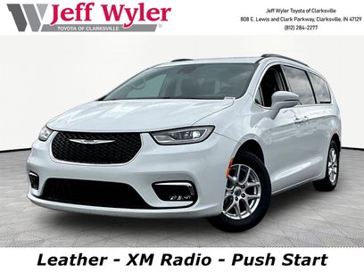 Used 2022 Chrysler Pacifica Touring-L