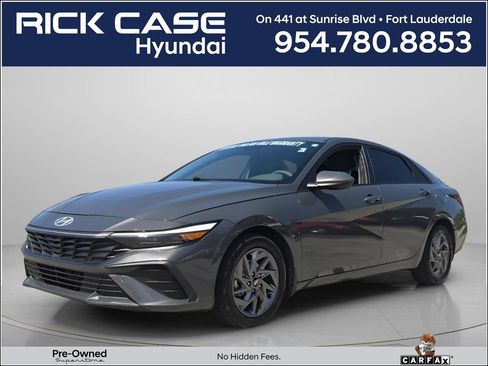 Used 2024 Hyundai Elantra Blue FWD image 1