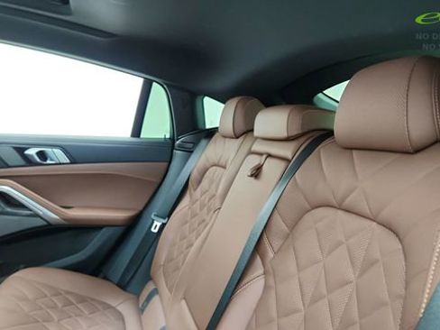 Used 2025 BMW X6 M60i AWD/4WD image 30