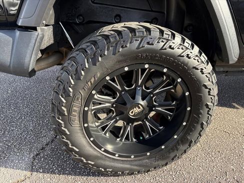 Used 2020 Jeep Wrangler Unlimited Sport image 24