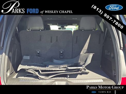 Used 2021 GMC Yukon Denali w/ LPO, Illumination Package image 8