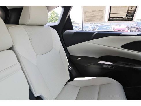 Used 2023 Lexus RX 350 FWD w/ Cold Area Package image 10