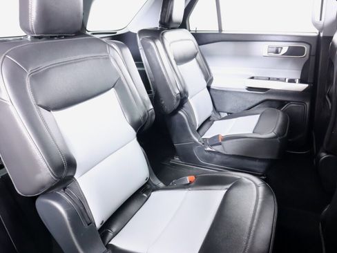 Used 2023 Ford Explorer XLT w/ Equipment Group 202A image 42