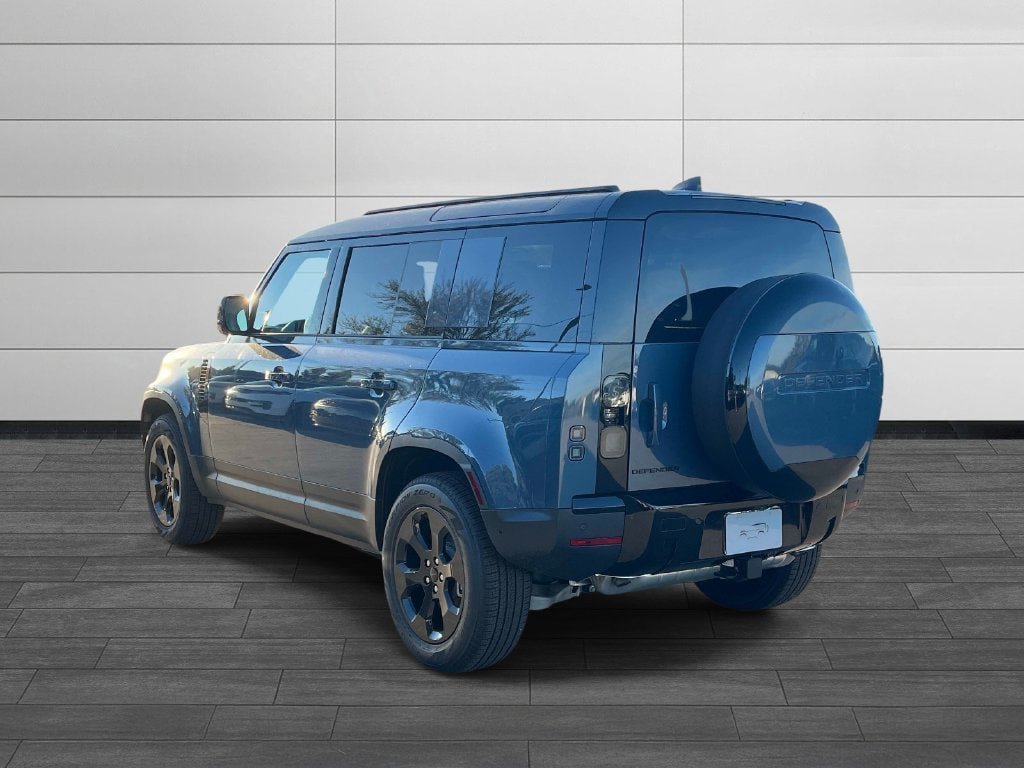 New 2026 Land Rover Defender 110 S AWD/4WD image 3