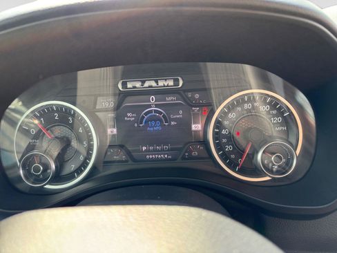Used 2019 RAM 1500 Big Horn AWD/4WD image 11