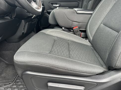 Used 2025 RAM 1500 Classic Warlock image 10