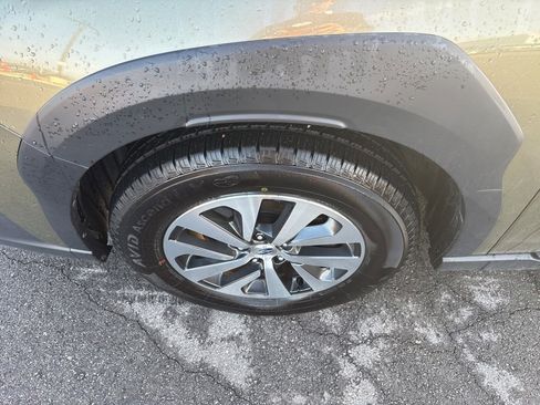 Certified 2023 Subaru Outback Premium image 8