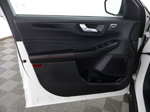 Used 2024 Ford Escape ST-Line Select w/ Tech Pack #2 AWD/4WD image 25