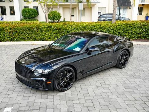 Used 2020 Bentley Continental GT V8 image 10