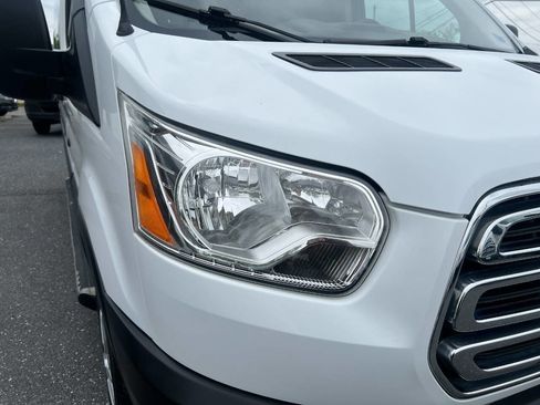 Used 2019 Ford Transit 250 130 Low Roof w/ Exterior Upgrade Package RWD image 32
